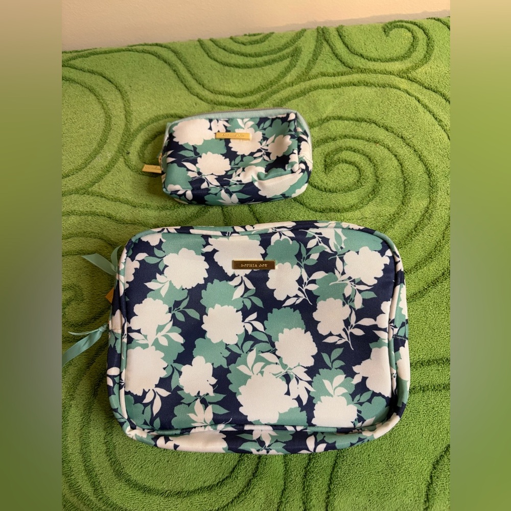 Sophia Joy zippered travel makeup and accessory clutch and zippered pouch